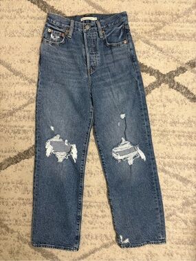 Levi's ribcage straight ankle blue jeans